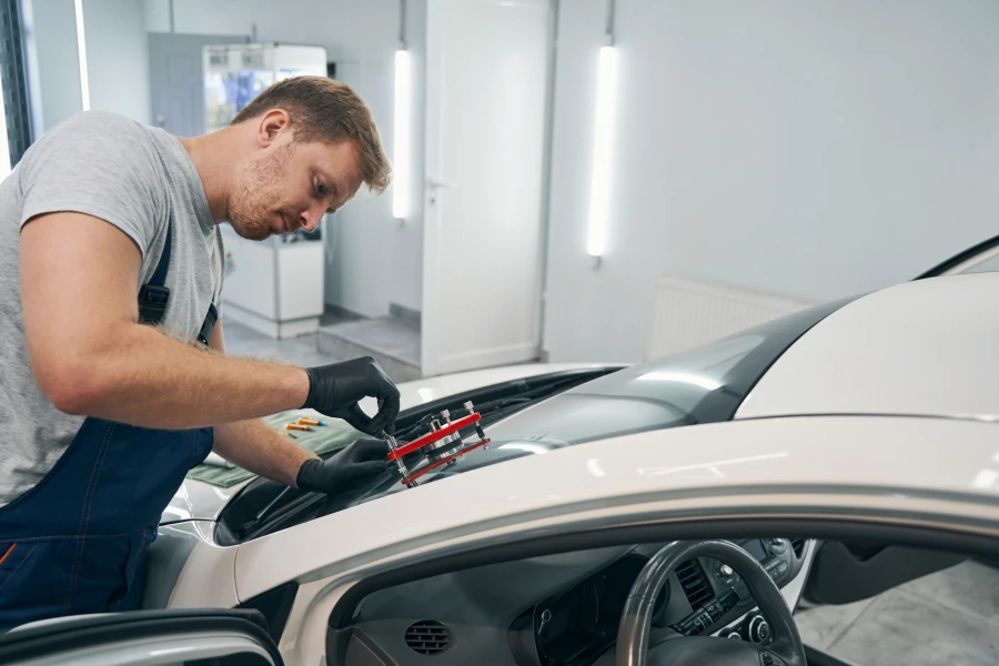 Car Glass Repair in Anoka, MN